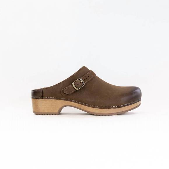 NEW DANSKO women's berry clogs in mushroom - Picture 1 of 6